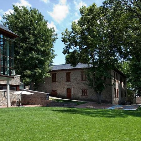 Albergue Francisco Giner De Los Rios Villablino Exterior foto
